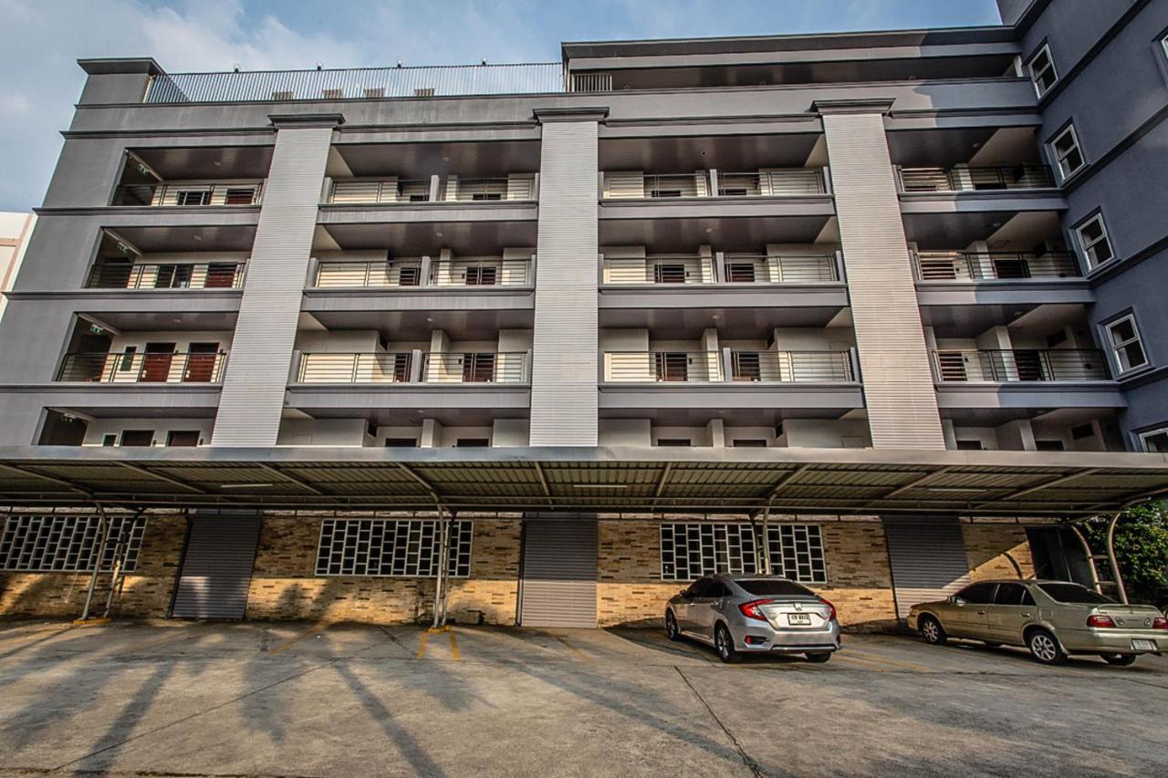 Embryo Hotel Pattaya Exterior foto