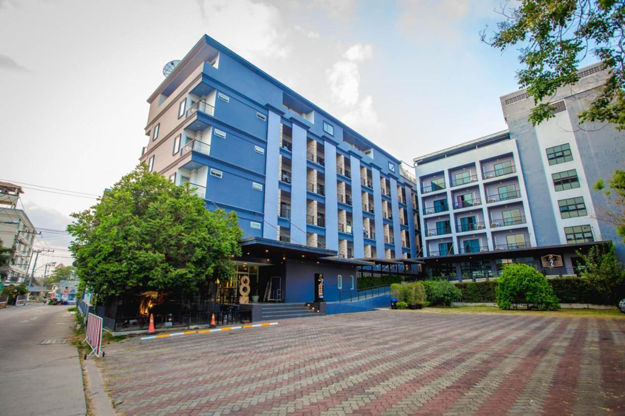 Embryo Hotel Pattaya Exterior foto